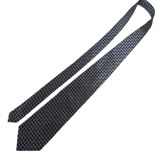 Geoffrey Beene Silk Tie Silver Blue Black Geometric Handmade - Picture 2 of 8